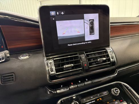Used 2021 Lincoln Navigator L Reserve RWD image 20