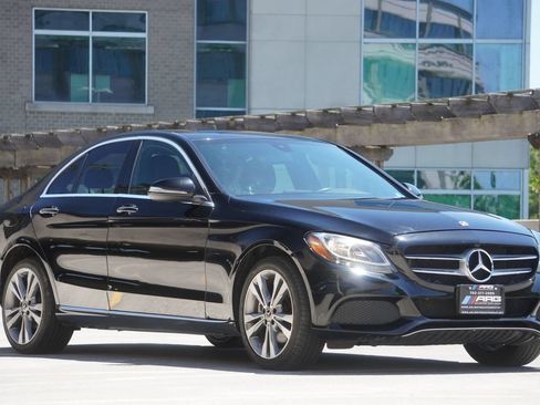 Used 2018 Mercedes-Benz C 300 4MATIC Sedan image 25