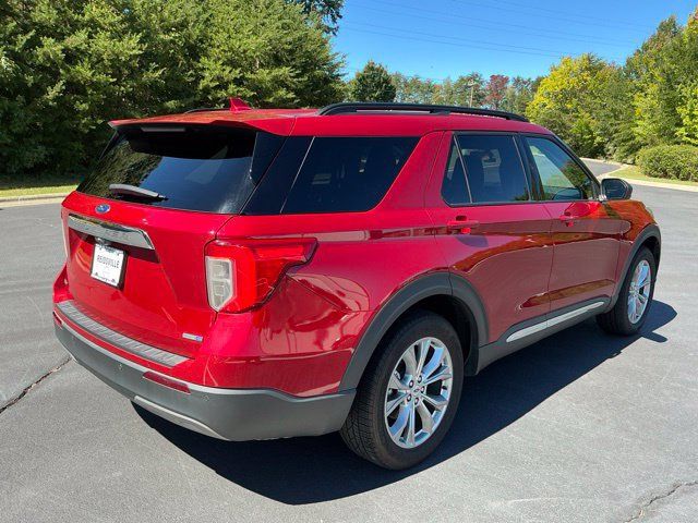 Used 2020 Ford Explorer XLT w/ Equipment Group 202A AWD/4WD image 5