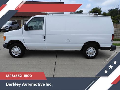 Used 2007 Ford E-150 and Econoline 150 RWD image 1
