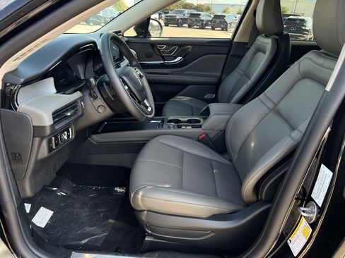 New 2025 Lincoln Corsair FWD w/ Equipment Group 101A image 23