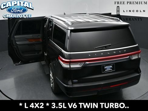 Used 2022 Lincoln Navigator L 2WD image 36