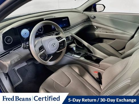 Certified 2023 Hyundai Elantra SEL w/ Convenience Package FWD image 14