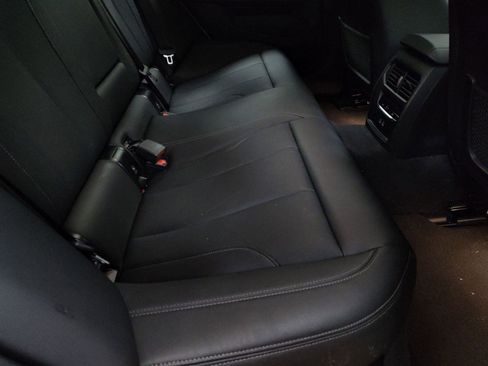 Used 2023 BMW i4 eDrive35 w/ Premium Package image 16