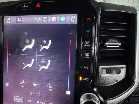 Used 2025 RAM 1500 Big Horn AWD/4WD image 39