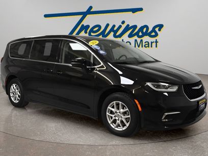 Used 2024 Chrysler Pacifica Touring-L