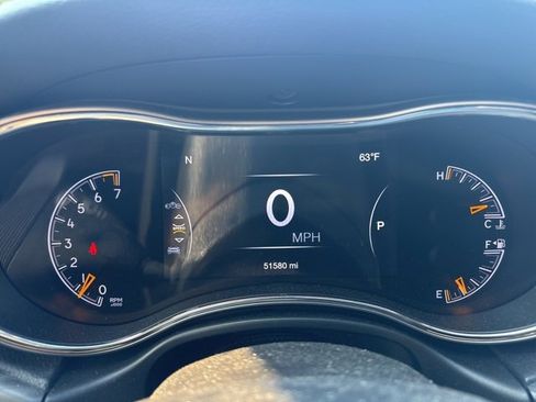 Certified 2021 Jeep Grand Cherokee Laredo w/ Security & Convenience Group image 12