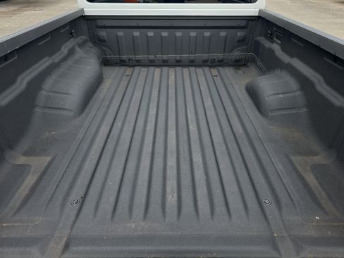 Used 2024 Nissan Frontier S w/ S Utility Package AWD/4WD image 11