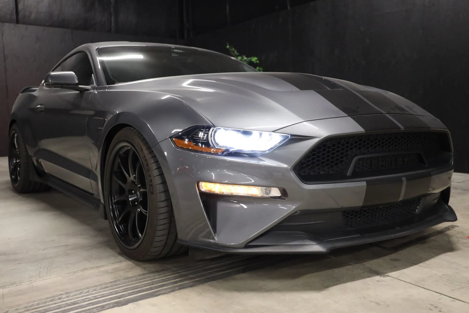 Used 2023 Ford Mustang GT Premium w/ Equipment Group 401A RWD image 2