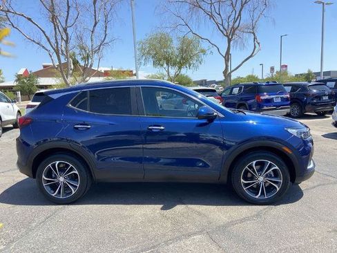 Used 2023 Buick Encore GX Select FWD image 2