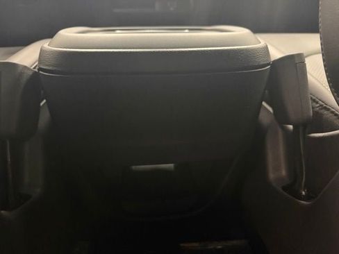 New 2027 Chrysler Pacifica Select FWD image 20