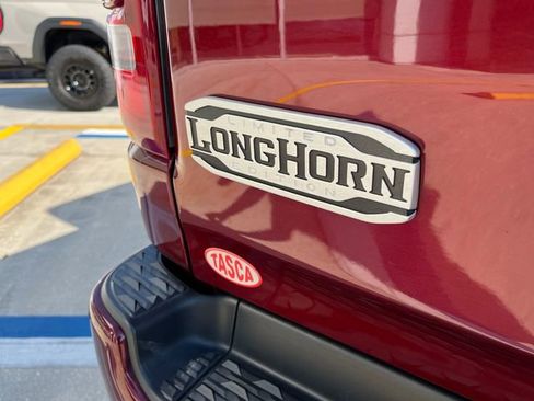 Used 2022 RAM 1500 Limited w/ Body Color Bumper Group image 7