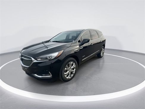 Used 2020 Buick Enclave Avenir w/ Avenir Technology Package image 4