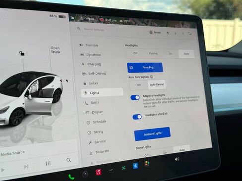 Used 2024 Tesla Model Y Long Range image 38