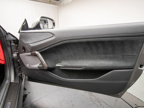 Used 2018 Ferrari GTC4Lusso AWD/4WD image 40