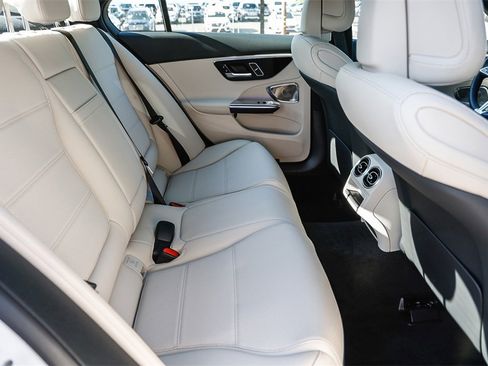 New 2025 Mercedes-Benz C 300 4MATIC Sedan image 18
