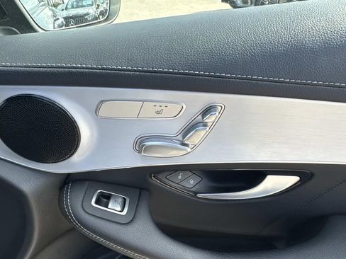 Used 2022 Mercedes-Benz GLC 300 4MATIC w/ AMG Line image 14