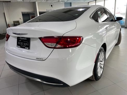 Used 2015 Chrysler 200 Limited image 7