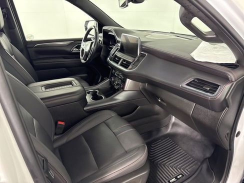 Used 2022 Chevrolet Tahoe RST w/ Sport Performance Package image 16