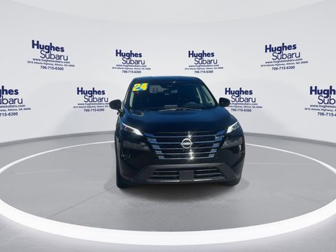 Used 2024 Nissan Rogue SV image 4