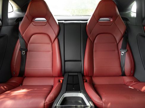 Certified 2024 Porsche Panamera RWD image 29