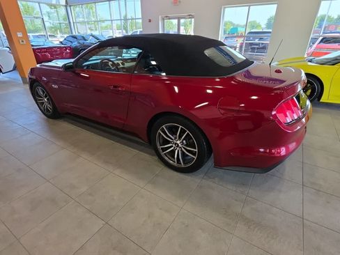 Used 2017 Ford Mustang GT Premium w/ Equipment Group 401A RWD image 13