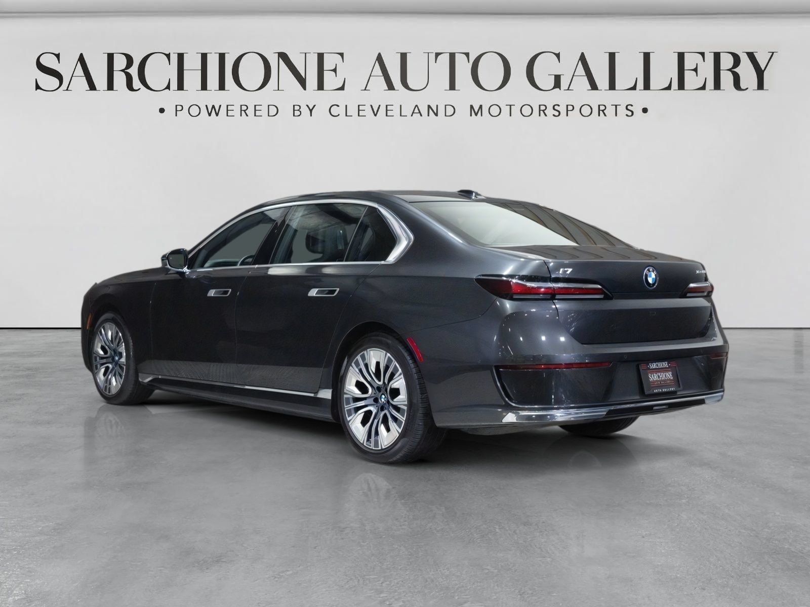 Used 2025 BMW i7 xDrive60 AWD/4WD image 18