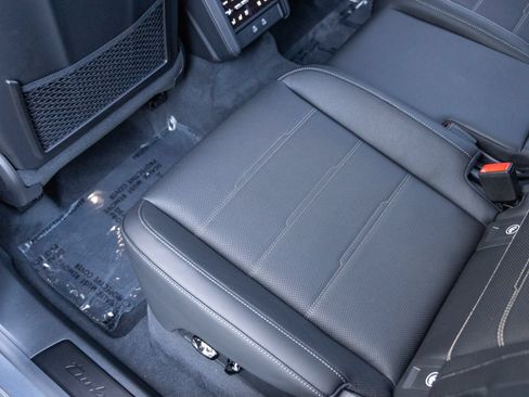 New 2026 Porsche Cayenne Turbo AWD/4WD image 51