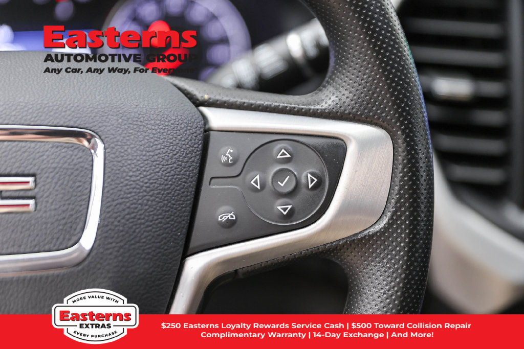 Used 2023 GMC Acadia SLE FWD image 16