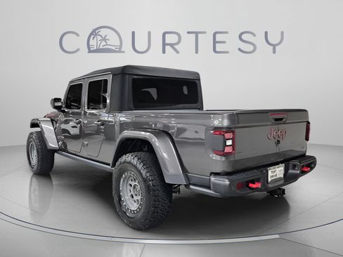 Certified 2020 Jeep Gladiator Rubicon AWD/4WD image 3
