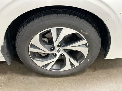 Certified 2025 Subaru Legacy Premium AWD/4WD image 5