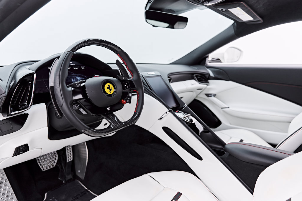 Used 2022 Ferrari Roma RWD image 4