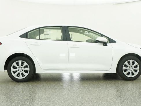 New 2026 Toyota Corolla LE FWD image 27