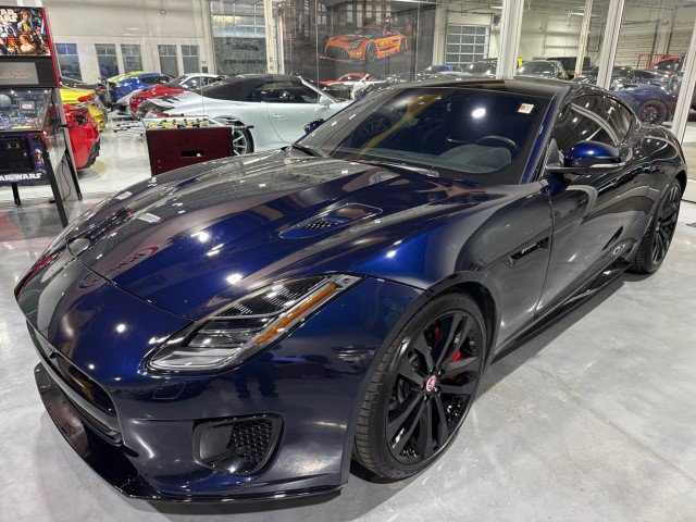 Used 2020 Jaguar F-TYPE R-Dynamic AWD/4WD image 12
