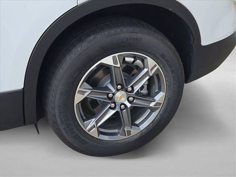 Used 2025 Chevrolet Blazer LT FWD image 21