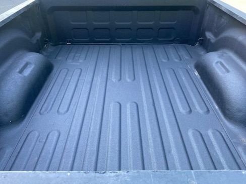 Used 2021 RAM 1500 Tradesman w/ Chrome Appearance Group RWD image 27