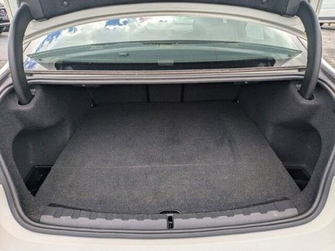 Used 2019 BMW 330i xDrive Sedan w/ Premium Package image 18