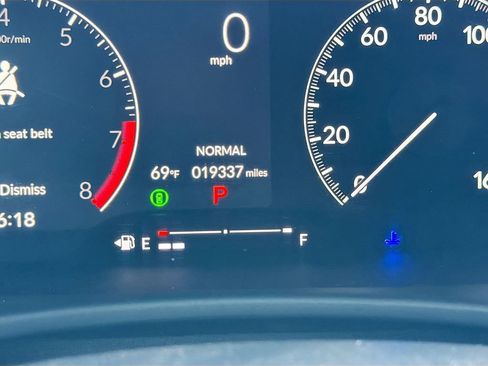 Used 2023 Honda Civic Sport image 12