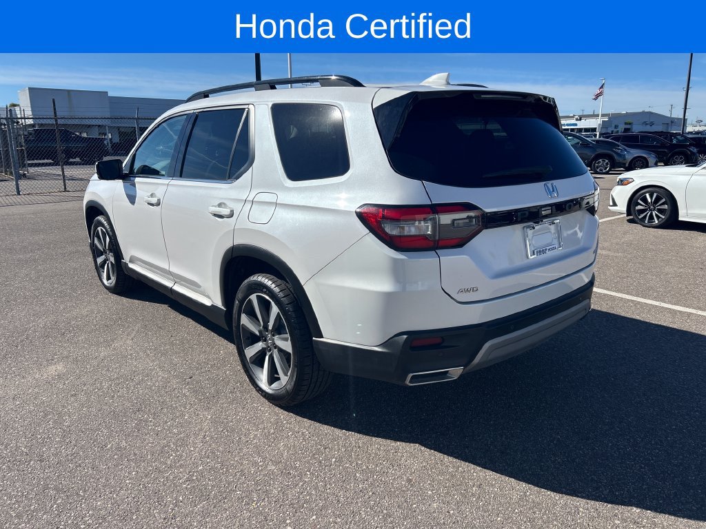 Used 2023 Honda Pilot Elite image 6