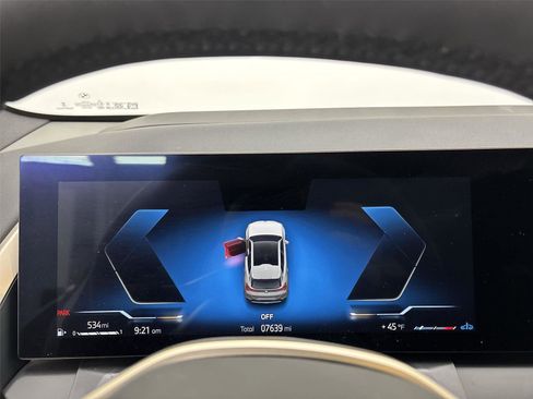 Used 2025 BMW X3 xDrive30i w/ Premium Package image 28