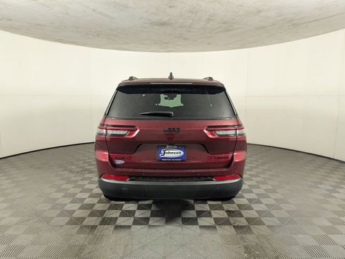 New 2025 Jeep Grand Cherokee L Limited w/ Black Appearance Package image 8