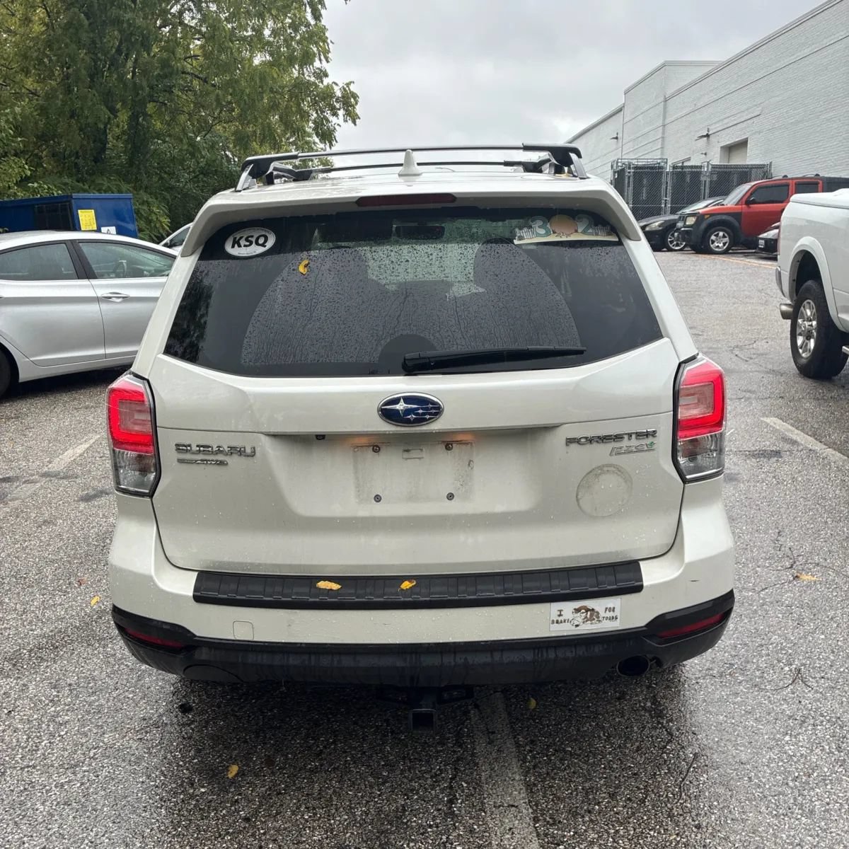 Used 2017 Subaru Forester 2.5i Touring AWD/4WD image 6