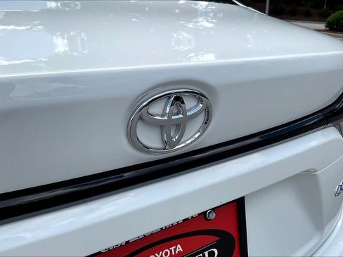 Used 2026 Toyota Corolla LE FWD image 30