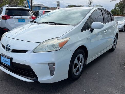 Used 2013 Toyota Prius Three FWD image 5