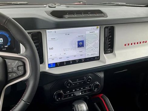New 2026 Ford Bronco Heritage Edition AWD/4WD image 6