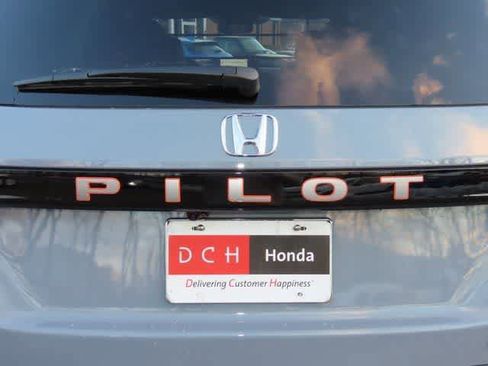 New 2026 Honda Pilot TrailSport image 7