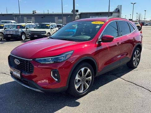 Certified 2023 Ford Escape Platinum image 2