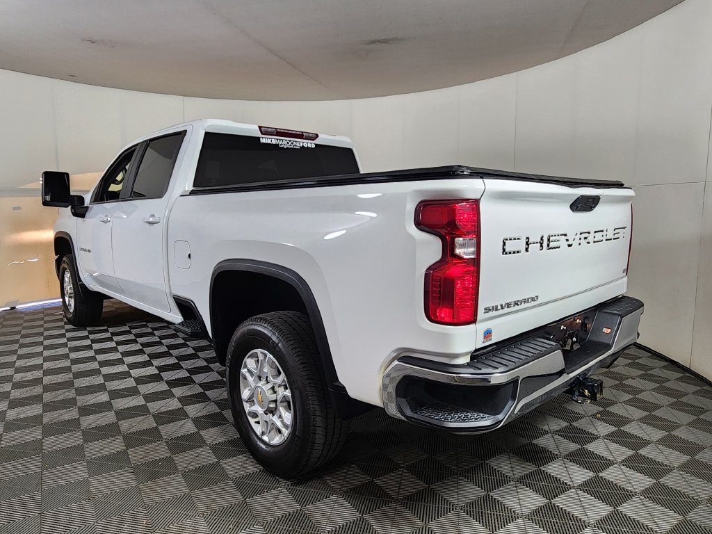 Used 2024 Chevrolet Silverado 3500 LT w/ Convenience Package AWD/4WD image 5