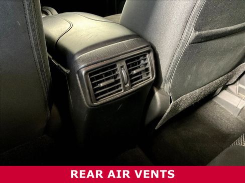 Used 2022 Nissan Rogue Sport SV AWD/4WD image 10