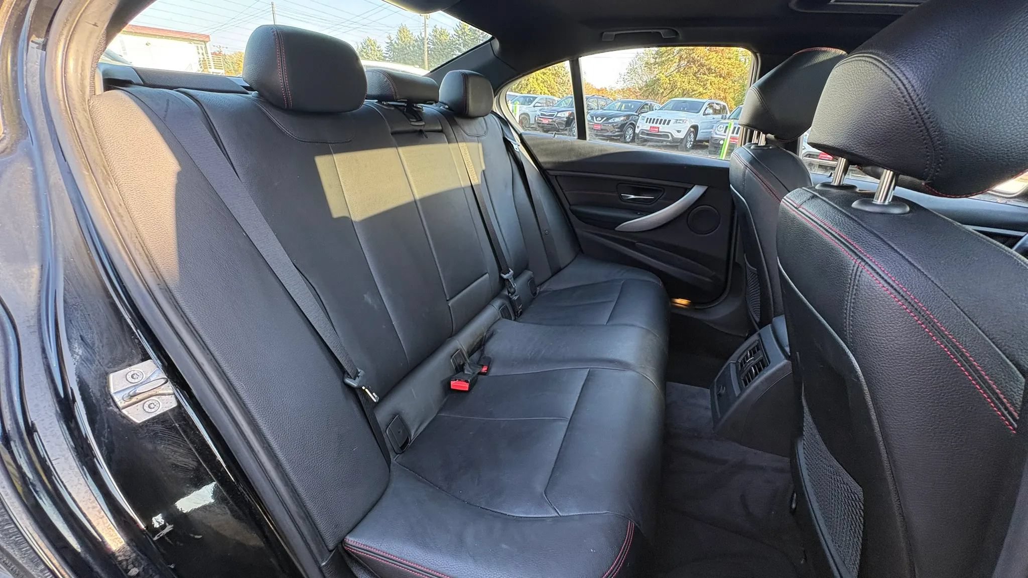 Used 2013 BMW 335i xDrive Sedan AWD/4WD image 26